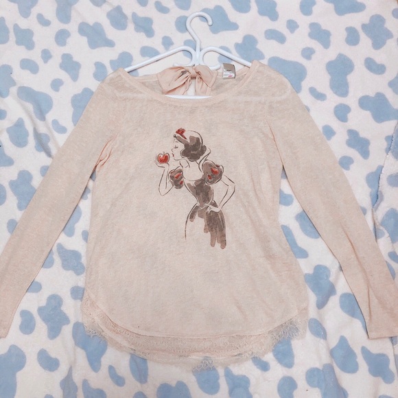 Laura Conrad x Disney Snow White Long Sleeve Top - Picture 1 of 3